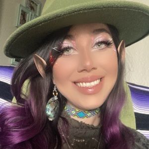 Meet your Posher ERIKA ✨